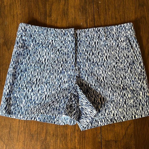 Womens Dress Shorts, Kenar Size 6. Navy/Black/White Pattern. Worn minimally. - Picture 1 of 5